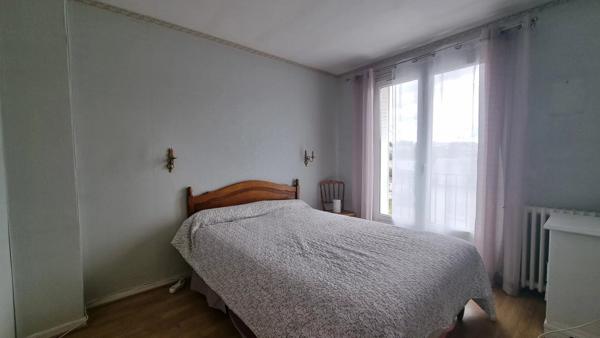 Vente                                                      Maison
                        
                                         68 m2                     à Beynes