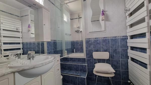 Vente                                                      Maison
                        
                                         68 m2                     à Beynes