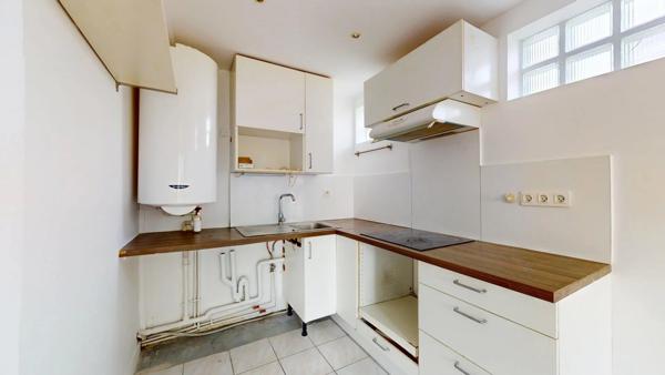 Location                                                      Appartement
                        
                     2 pièces                      33 m2                     à Villiers-sur-Marne