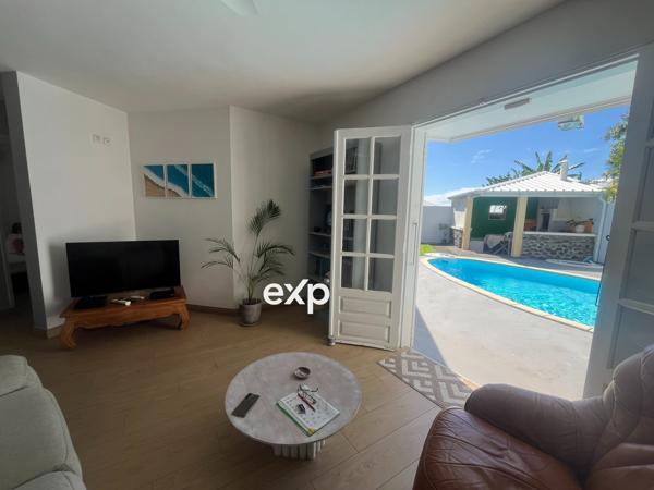 Belle maison familiale avec piscine à Sainte-Marie