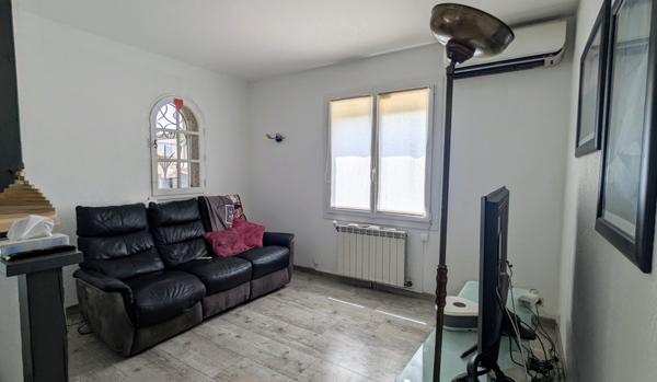 Entraigues-sur-la-Sorgue (84320) Exclusivité maison de plain pied Entraigues sur la Sorgue