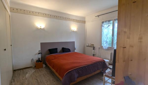 Entraigues-sur-la-Sorgue (84320) Exclusivité maison de plain pied Entraigues sur la Sorgue