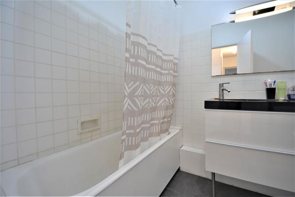 Appartement T2 avec balcon filant