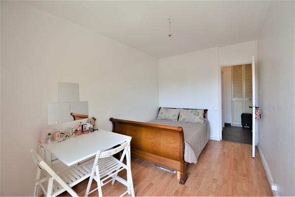 Appartement T2 avec balcon filant