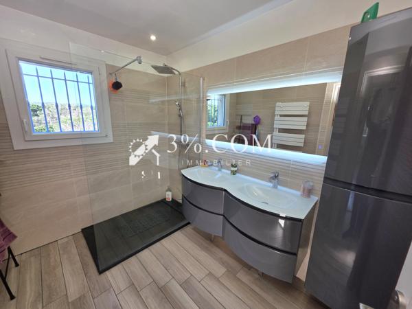 Villa 6 pièce(s) 4 chambre(s) 145 m²