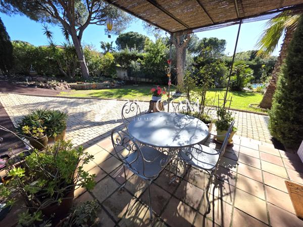 Villa 6 pièce(s) 4 chambre(s) 145 m²