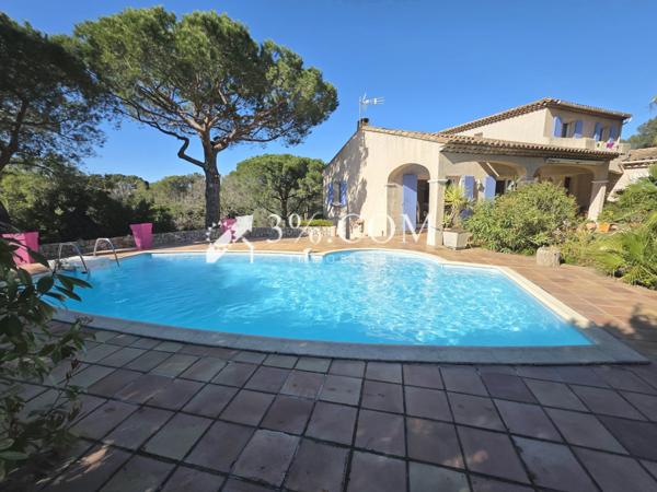 Villa 6 pièce(s) 4 chambre(s) 145 m²