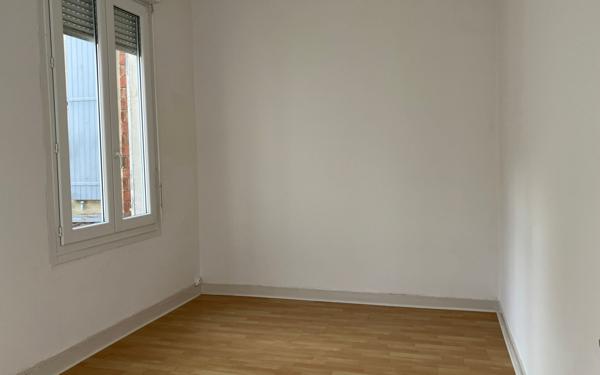 Maison à vendre    5 pièces • 236,45 m2 Rochefort