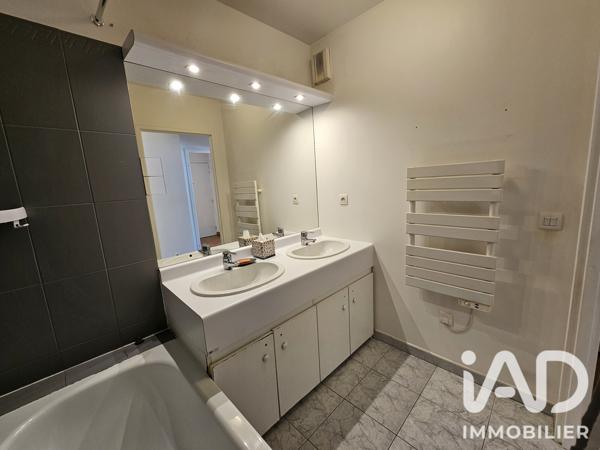 Appartement à vendre 3 pièces 65,42 m² Asnières-sur-Seine