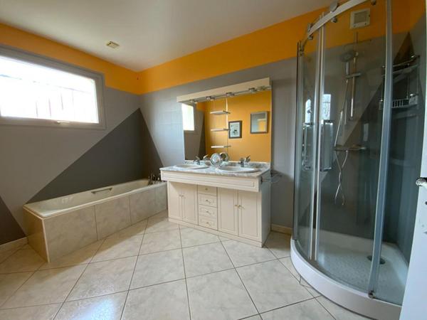 Maison proche  Granville 8 pièce(s) 165m2 au calme