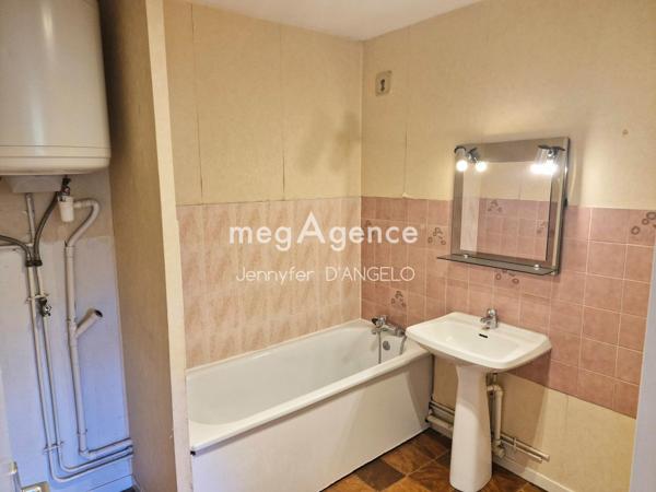 Appartement à SANARY-SUR-MER, 83110 - 2 pièces 45m²