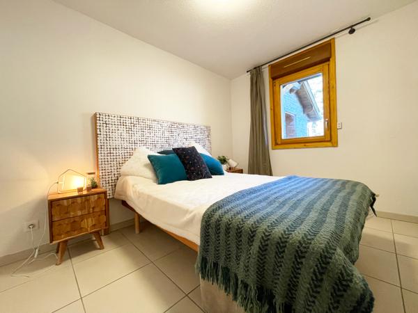 Appartement T3 + 2 cabines, dans résidence de standing, piscine, sauna et skis aux pieds
