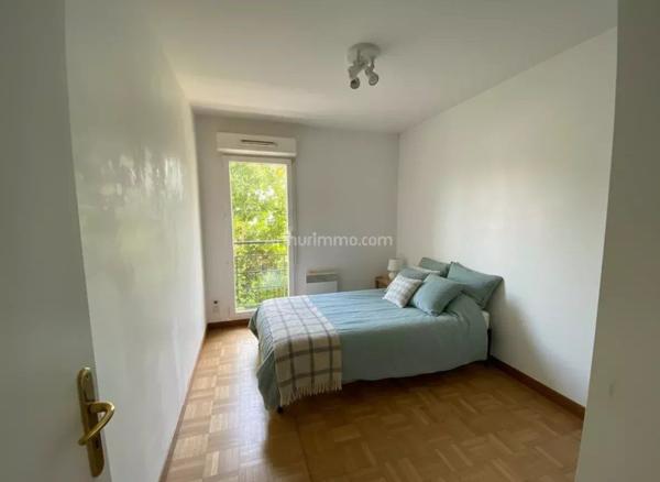 Vente                                                      Appartement
                        
                     2 pièces                      45 m2                     à Saint-Avé