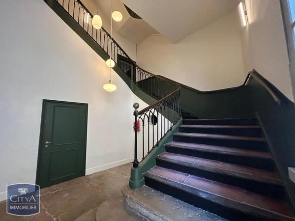 Appartement à louer 2 pièces 45.21m² Montauban (82000)