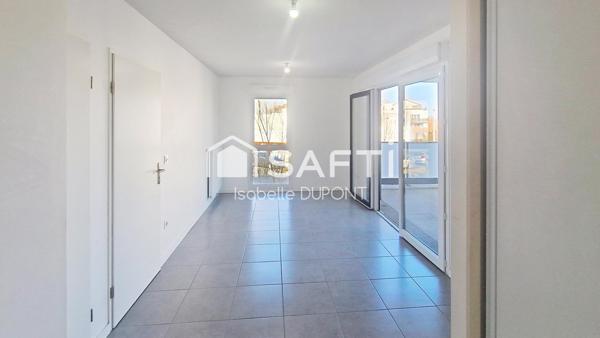 SUPERBE T2, 1er ETAGE, BALCON, ASCENSEUR, PARKING