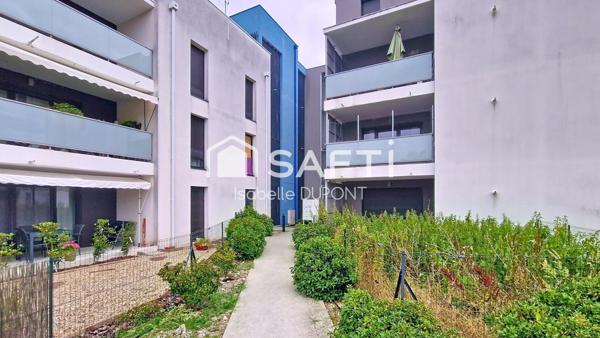 SUPERBE T2, 1er ETAGE, BALCON, ASCENSEUR, PARKING