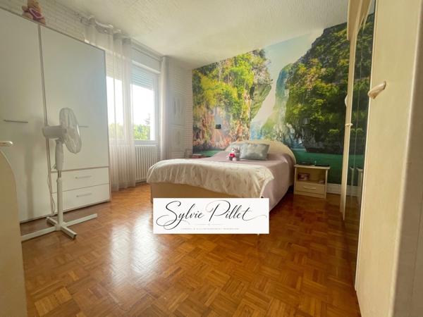 Maison 8 pièces - 4 Chambres à Luçon  (85)