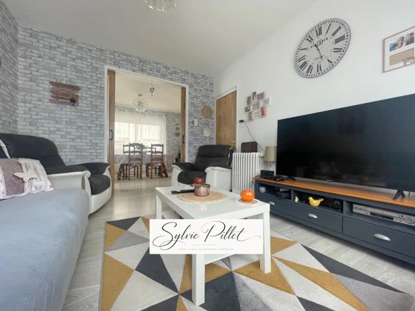 Maison 8 pièces - 4 Chambres à Luçon  (85)