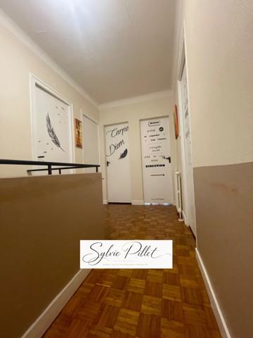 Maison 8 pièces - 4 Chambres à Luçon  (85)
