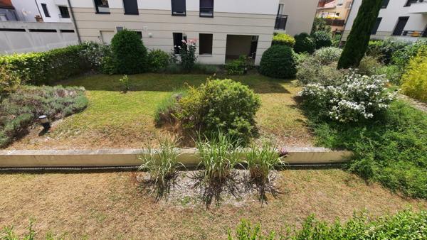 Appartement  Salins 2 pièce(s) 47.37 m2 - Terrasse - cave et garage