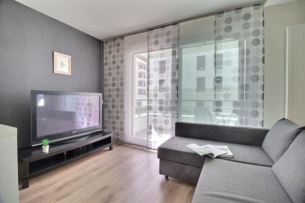 Appartement  Salins 2 pièce(s) 47.37 m2 - Terrasse - cave et garage
