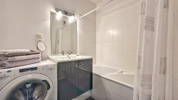 Appartement  Salins 2 pièce(s) 47.37 m2 - Terrasse - cave et garage