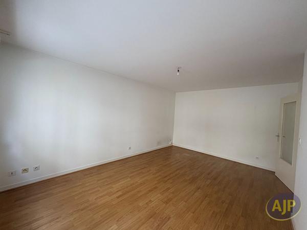 Location appartement Nantes : 591 € - AJP Immobilier Nantes Ouest