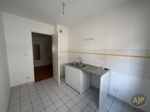 Location appartement Nantes : 591 € - AJP Immobilier Nantes Ouest
