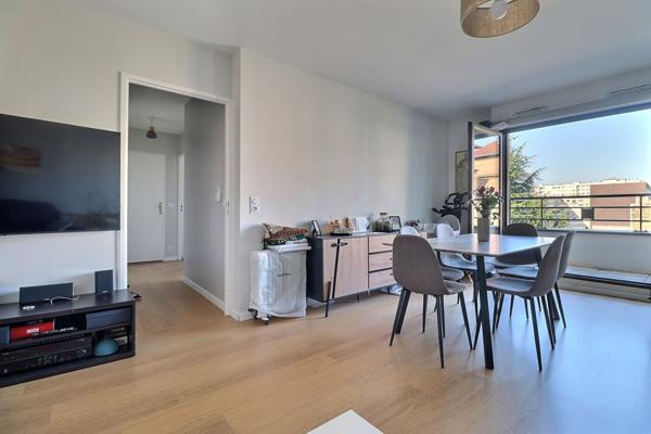 Appartement Aubervilliers 3 pièce(s) 62.77 m2