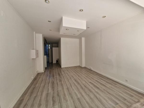 LOCAL COMMERCIAL 10 avenue THIERS