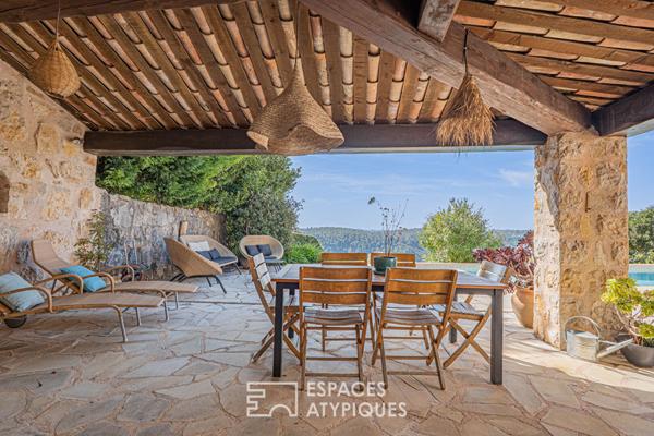 Maison de charme avec piscine et vue mer – 187.93 m² – Tourrettes sur loup
