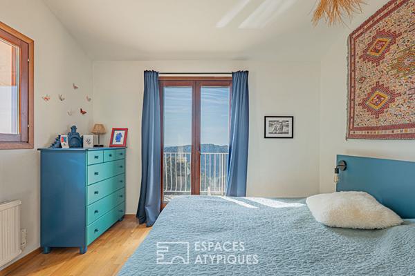 Maison de charme avec piscine et vue mer – 187.93 m² – Tourrettes sur loup