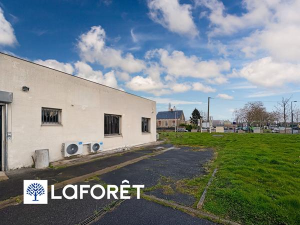 Achat local commercial Bondoufle - 752 m² - 1 155 000 €