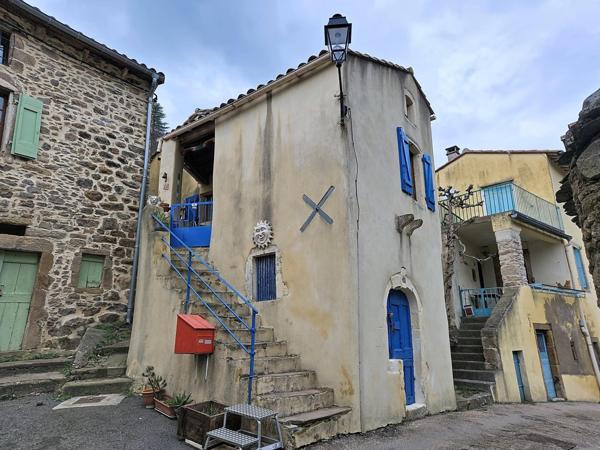 Maison de village avec jardin