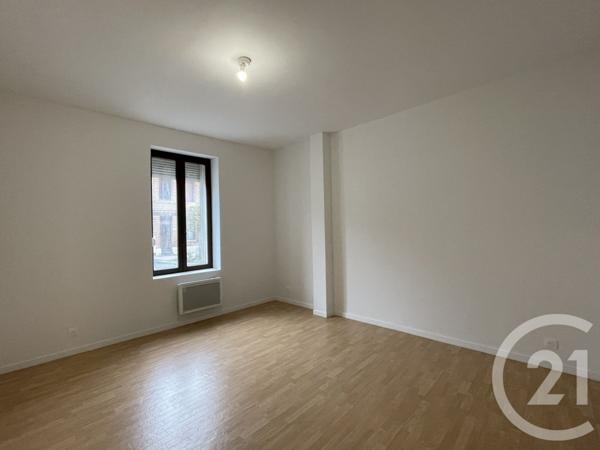 Immeuble à vendre  455 m2 GUISE - 02