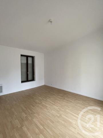 Immeuble à vendre  455 m2 GUISE - 02