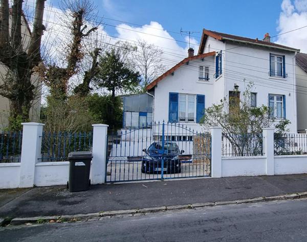 Maison Sainte Genevieve Des Bois 5 pièces 90 m² proche gare