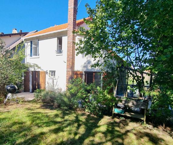 Maison Sainte Genevieve Des Bois 5 pièces 90 m² proche gare