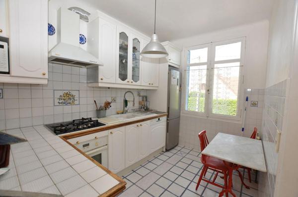 Maison Sainte Genevieve Des Bois 5 pièces 90 m² proche gare
