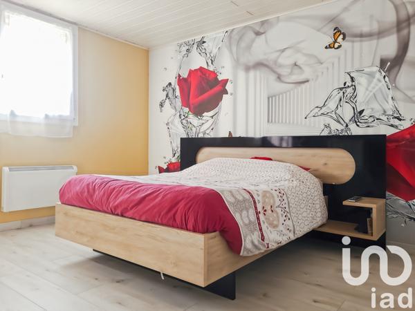 Maison à vendre 6 pièces 159 m² Saint-Julien-des-Landes