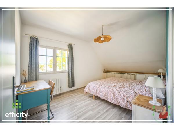 Maison
         10 pièces
        - 195 m² Bien prestige 649 000 € *