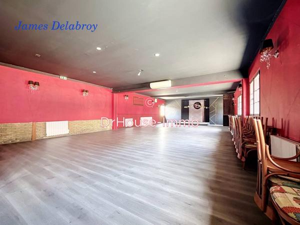 Immeuble à vendre 15 pièces de 485 m²