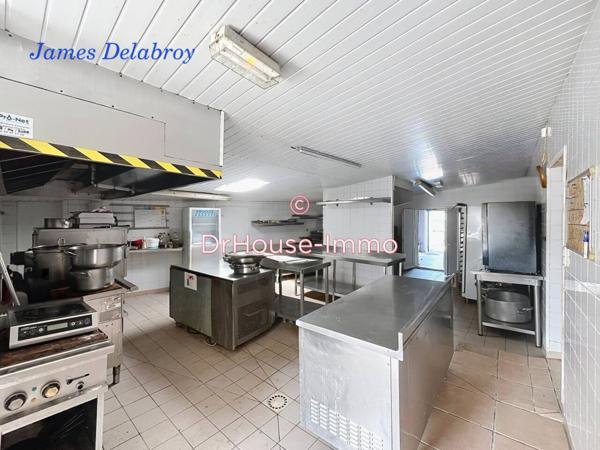 Immeuble à vendre 15 pièces de 485 m²