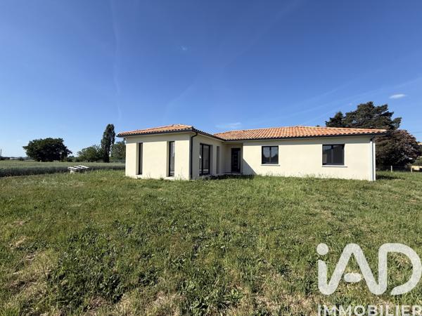 Maison à vendre 7 pièces 106 m² Saint-Laurent-des-Vignes