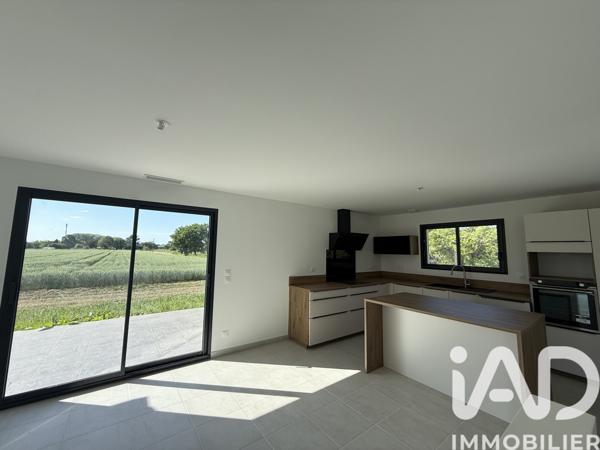 Maison à vendre 7 pièces 106 m² Saint-Laurent-des-Vignes