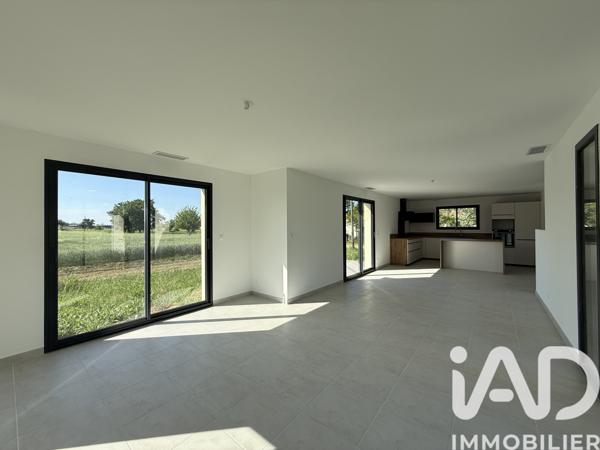 Maison à vendre 7 pièces 106 m² Saint-Laurent-des-Vignes