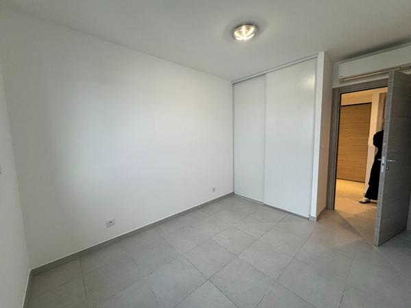 Appartement moderne 3 pièces à vendre à Borgo - Dernier étage, lumineux et sans vis-à-vis