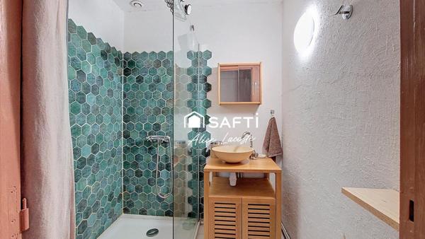 Maison de village mitoyenne avec jardin