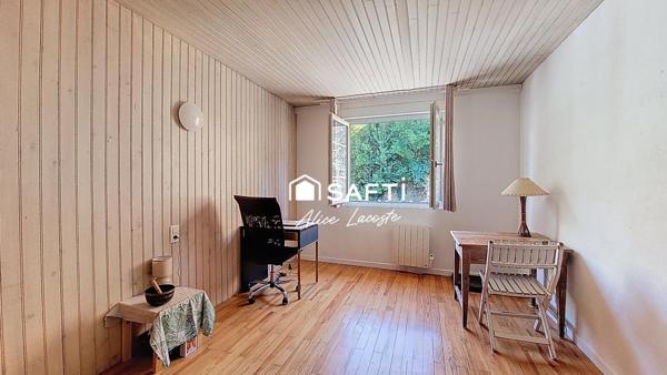 Maison de village mitoyenne avec jardin