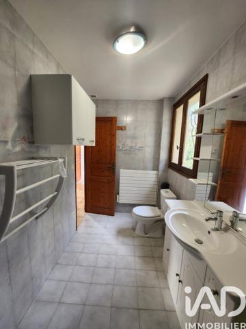 Location maison 5 pièces 103 m² Carros